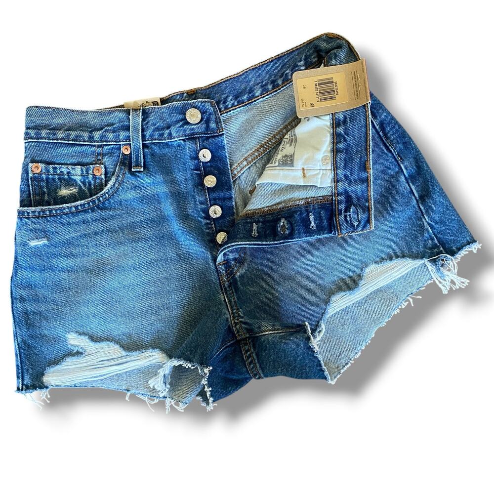 Levi's 501 Original High Rise Denim Jean Shorts Wmn’s Size 28 Medium Wash Blue